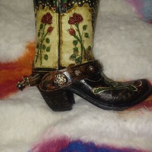 Brand: Sat'n Spurs Western Wear Ceramic Boot